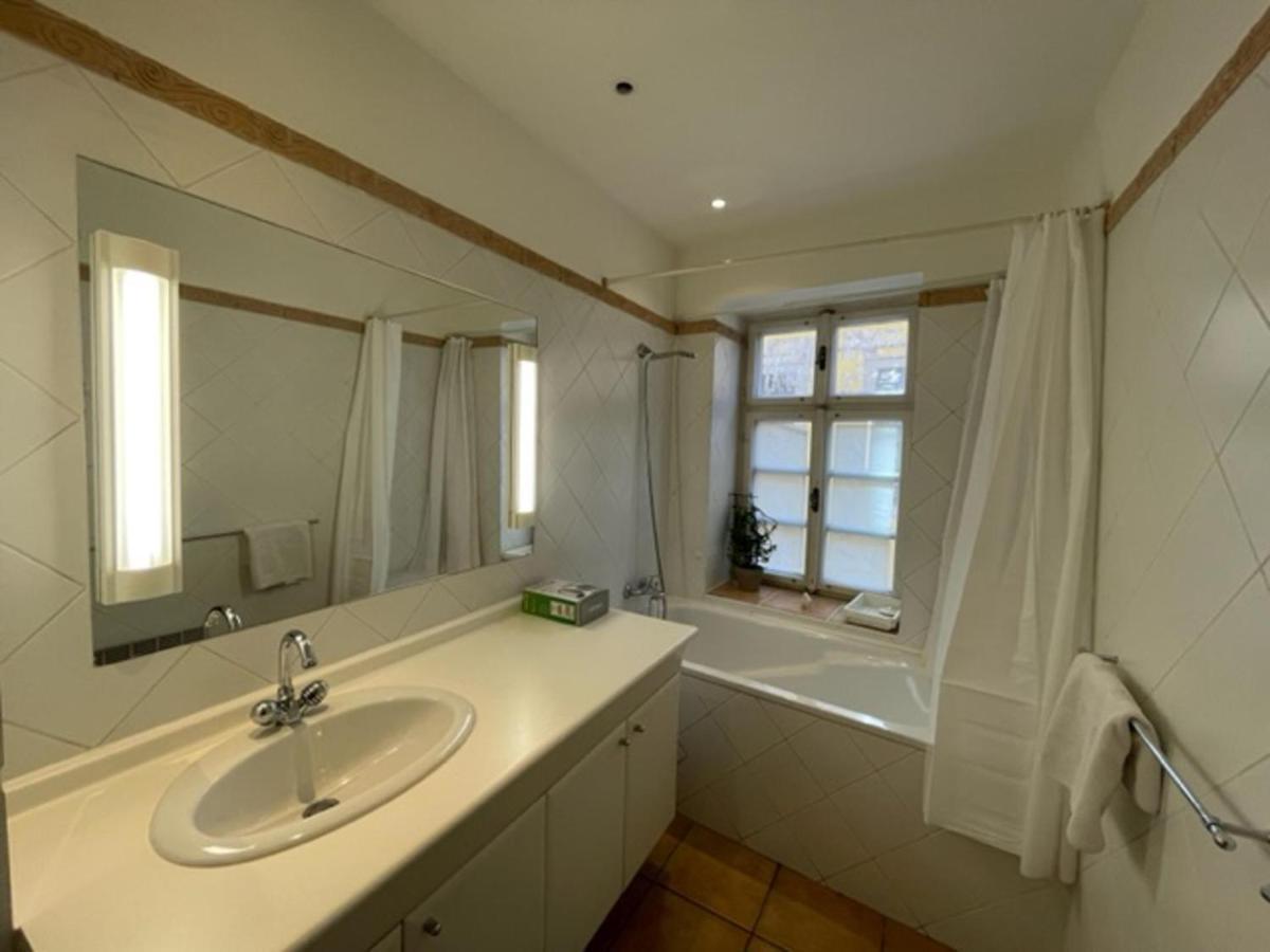 Historical Apartment With Balcony Prague Ngoại thất bức ảnh